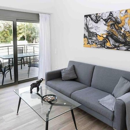 Design Apartment With Swimming Pool Near The Beach Athene Buitenkant foto