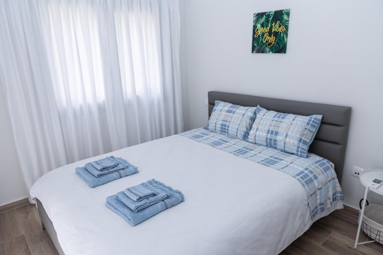 Design Apartment With Swimming Pool Near The Beach Athene Buitenkant foto